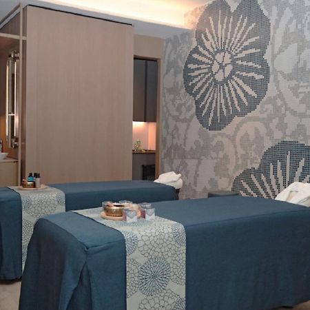 מלון באייאן לפאס Amari Spice Penang מראה חיצוני תמונה A treatment room at the Four Seasons Spa