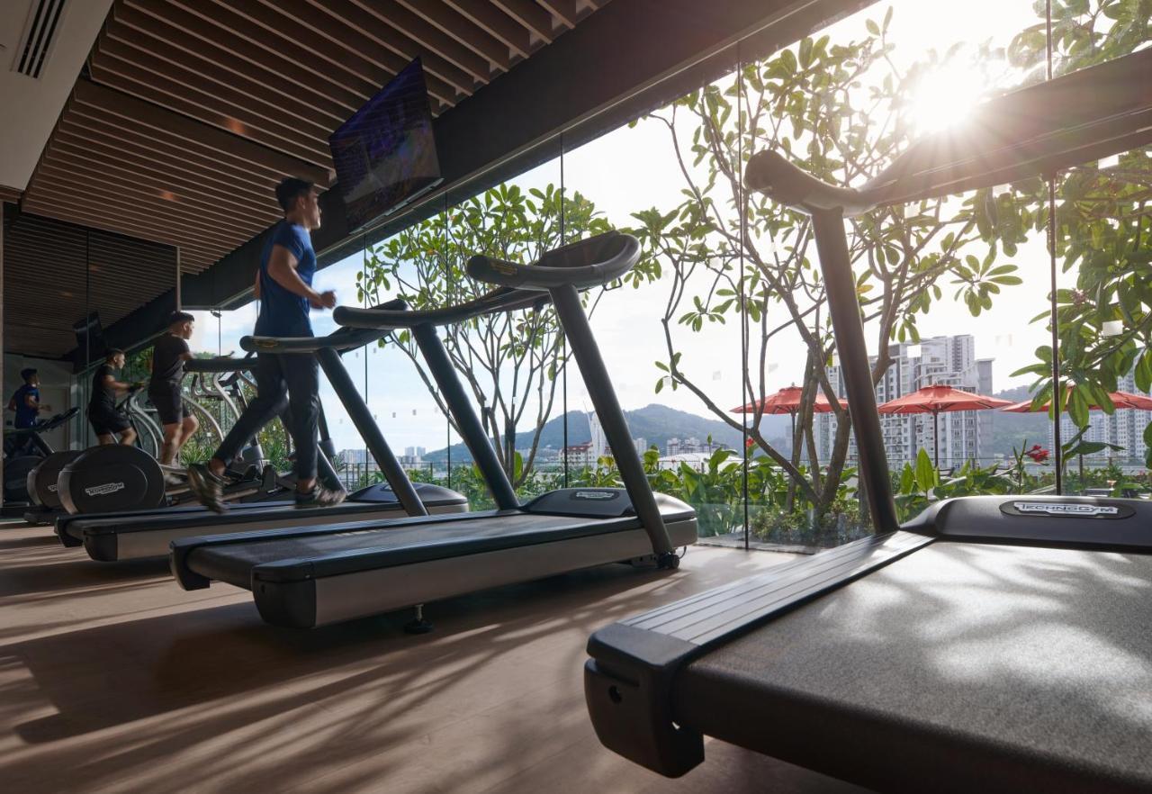 מלון באייאן לפאס Amari Spice Penang מראה חיצוני תמונה The gym at The Park