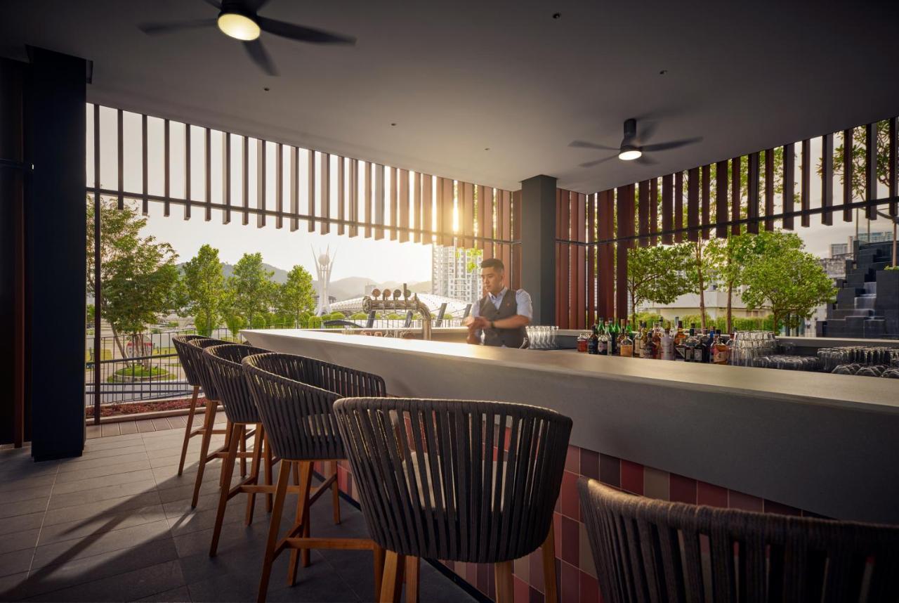 מלון באייאן לפאס Amari Spice Penang מראה חיצוני תמונה The Sky Bar